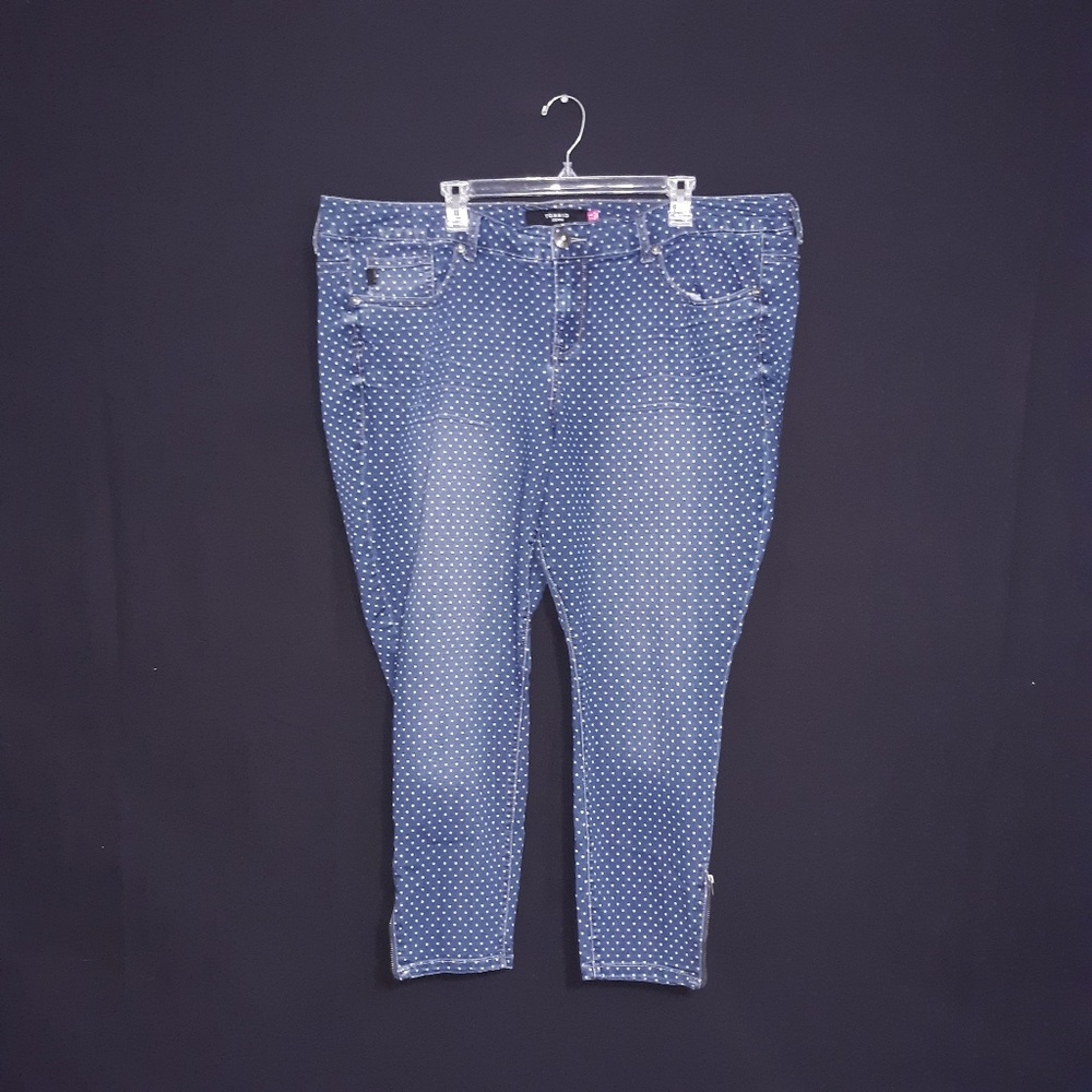 Torrid jeans sizs24 good condition
